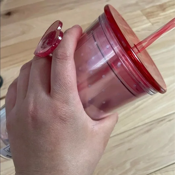 Starbucks Korea Valentine’s Day heart tumbler - Picture 3 of 4